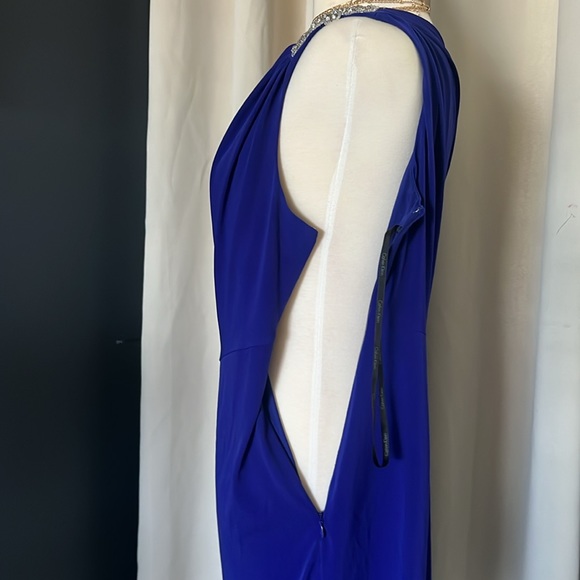 Calvin Klein One Shoulder with Silver detail Size 10 - Picture 9 of 14